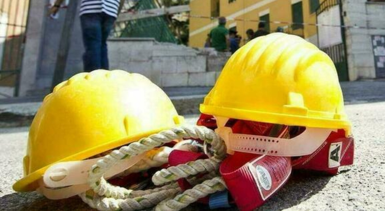 https://statics.cedscdn.it/photos/MED_HIGH/2025/09/16/9071098_16130242_operaio_morto_incidente_lavoro_torino_oggi_16_9_2025.jpg