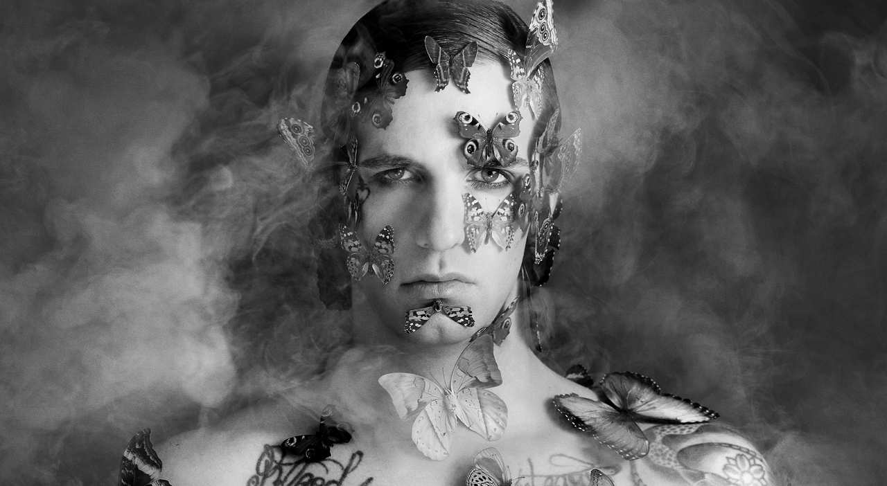 https://statics.cedscdn.it/photos/MED_HIGH/2025/09/16/9071376_16165907_achille_lauro_cover.jpg