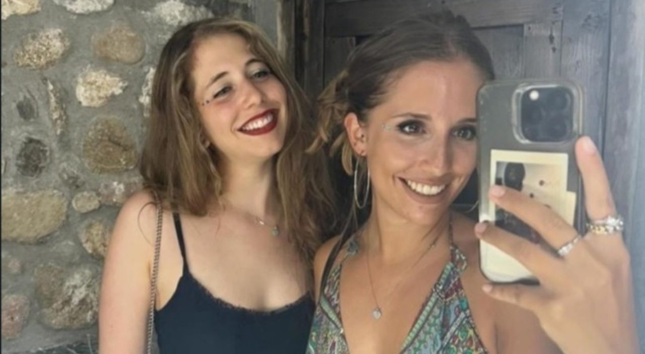 «Chiara è sempre con me, le scrivo ancora messaggi», Roberta Jaconis e il dolore per la morte della sorella uccisa da una statuina caduta da un balcone
