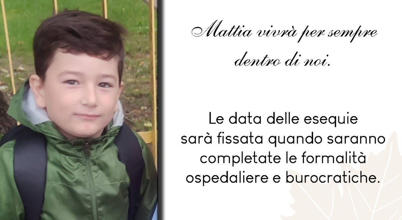 mattia travolto in bici con la mamma 232 tenuto in vita dalle macchine in attesa dell ultimo gesto d amore epigrafi in citt224 e post del sindaco 200 salito in cielo