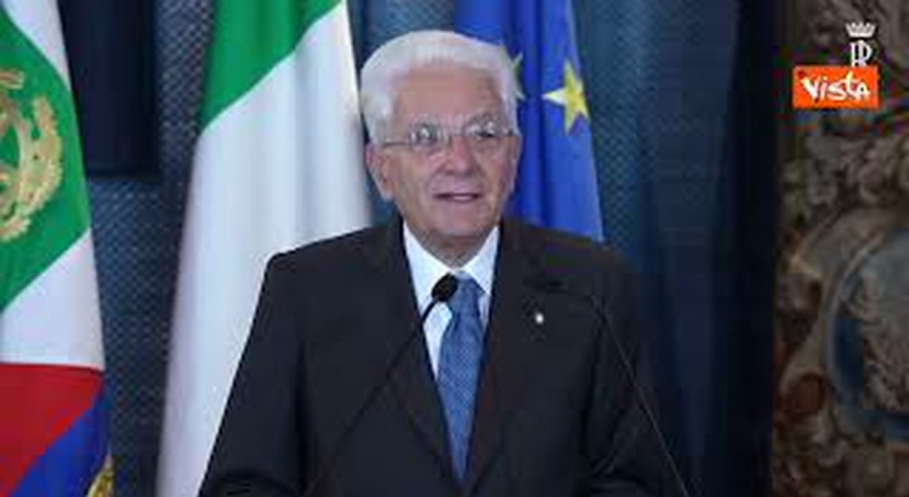 https://statics.cedscdn.it/photos/MED_HIGH/2025/09/19/9077774_poster.jpg
