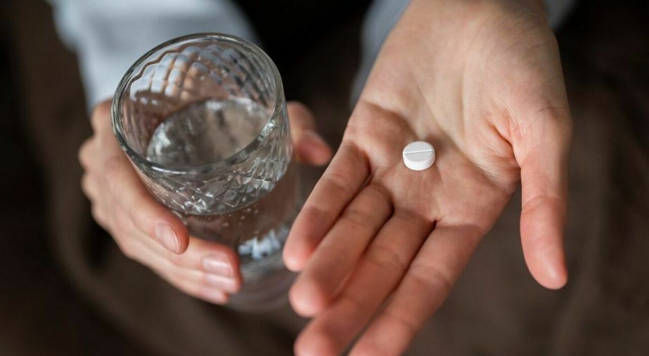 https://statics.cedscdn.it/photos/MED_HIGH/2025/09/19/9077848_19192913_semaglutide_pillola_per_dimagrire_come_funziona_oggi_19_settembre_2025.jpg