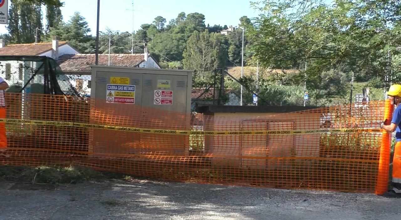 Nuovo ospedale di Pesaro, il Pd: «A Muraglia un finto cantiere». Baldelli: «Voi chiudete, noi facciamo» Nuovo ospedale di Pesaro, il Pd: «A Muraglia un finto cantiere». Baldelli: «Voi chiudete, noi facciamo»