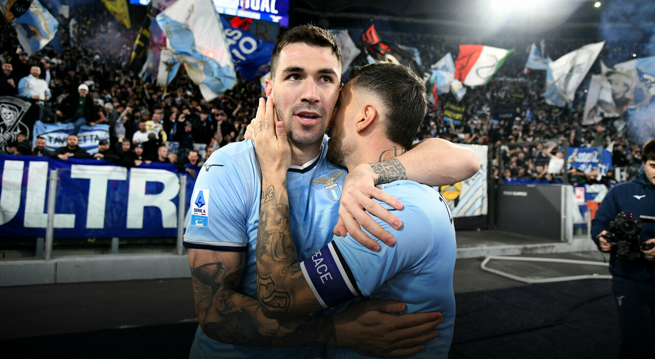 La Curva Nord, i clan e le pressioni sulla Lazio: il pm convoca 5 giocatori. Un filone anche sulla Sud romanista