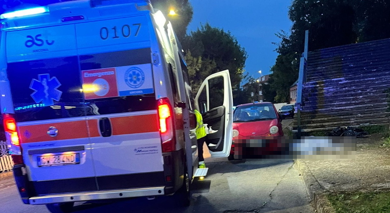 https://statics.cedscdn.it/photos/MED_HIGH/2025/09/20/9079397_20152243_carabiniere_morto_sagra_uva_malore_cosa_successo.jpg