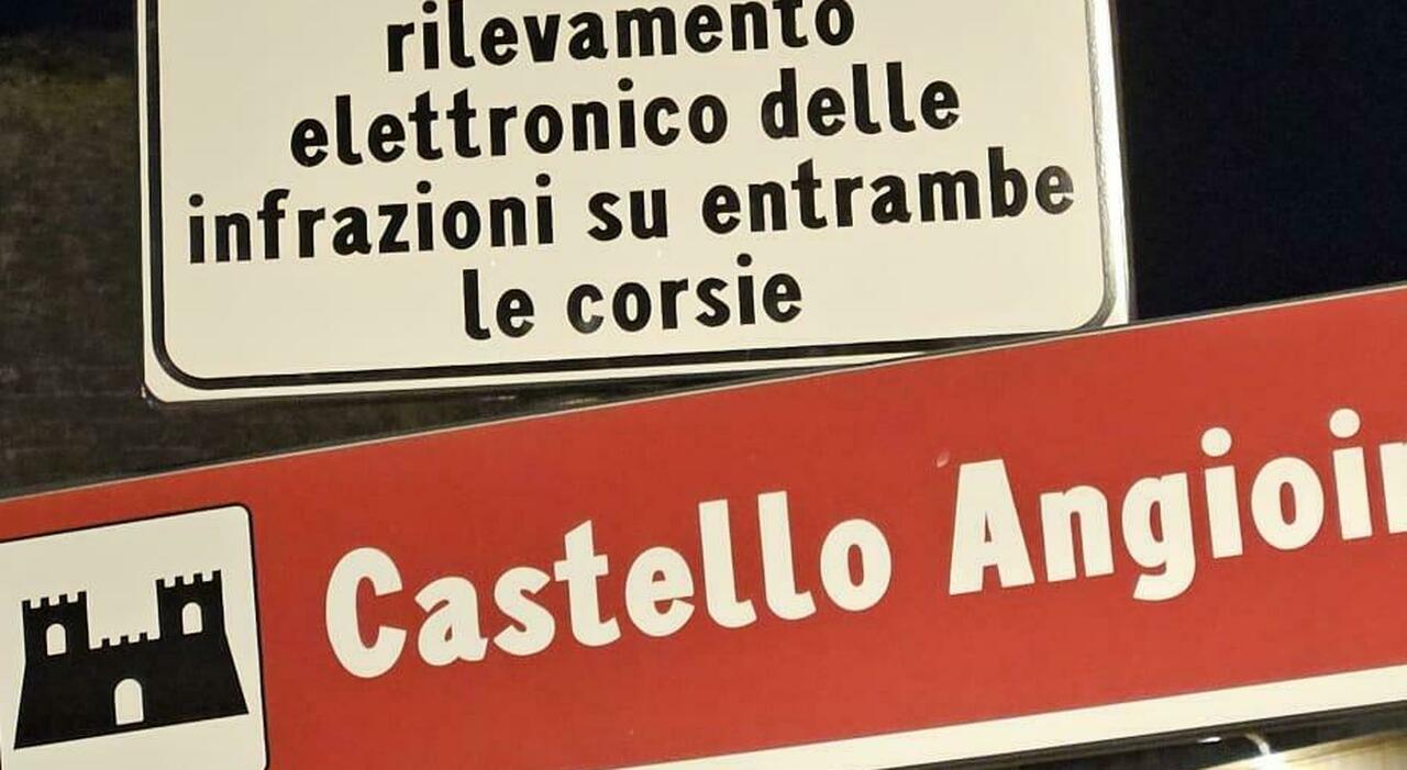 Gallipoli: la telecamera ha il grandangolo, multe a raffica per i furbetti della ztl Gallipoli: la telecamera ha il grandangolo, multe a raffica per i furbetti della ztl
