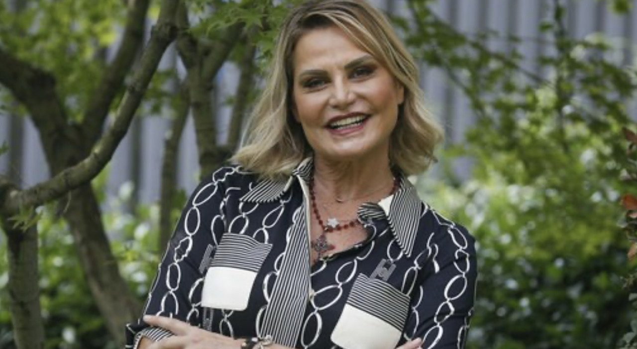 https://statics.cedscdn.it/photos/MED_HIGH/2025/09/21/9081102_21165104_simona_ventura.jpg
