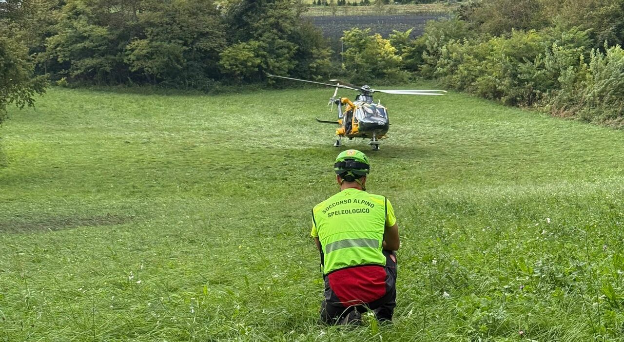 Base jumper di 43 anni si lancia dalla cima del monte Mezza, la compagna non lo vede arrivare e lancia l Base jumper di 43 anni si lancia dalla cima del monte Mezza, la compagna non lo vede arrivare e lancia l