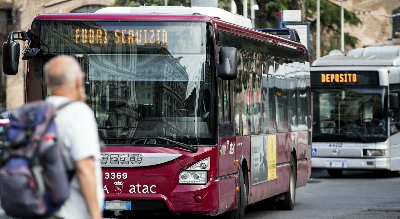 Sciopero generale per Gaza 22 settembre, chi si ferma: dai trasporti alle scuole Sciopero generale per Gaza 22 settembre, chi si ferma: dai trasporti alle scuole