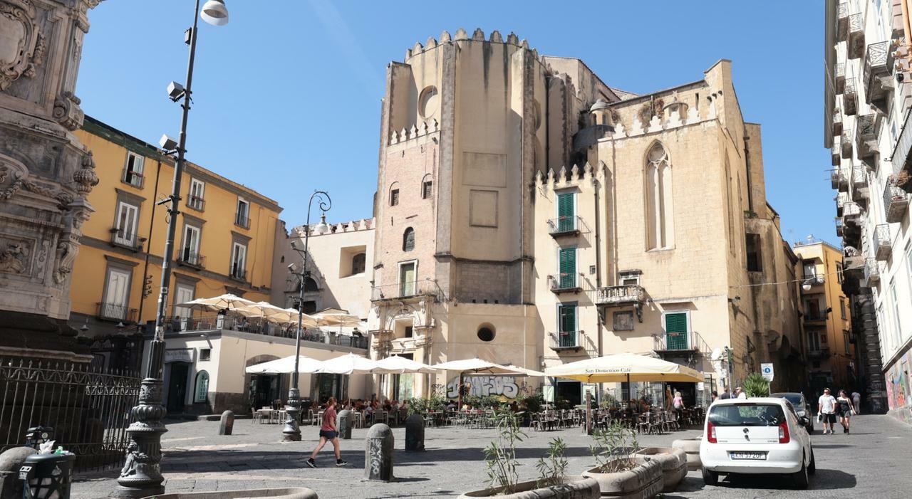Napoli, San Domenico Maggiore al via i lavori nella chiesa: «Qui la casa della lettura» Napoli, San Domenico Maggiore al via i lavori nella chiesa: «Qui la casa della lettura»