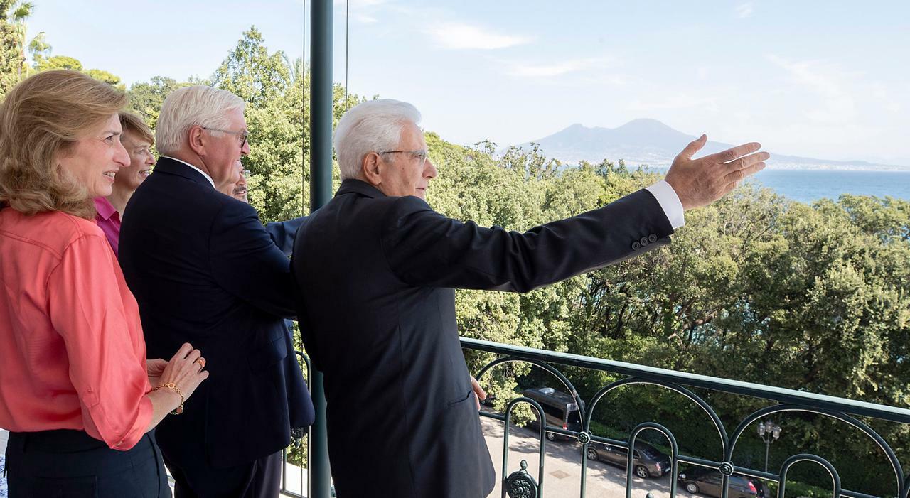 Mattarella oggi a Napoli inaugura l?anno scolastico in tre istituti simbolo Mattarella oggi a Napoli inaugura l?anno scolastico in tre istituti simbolo