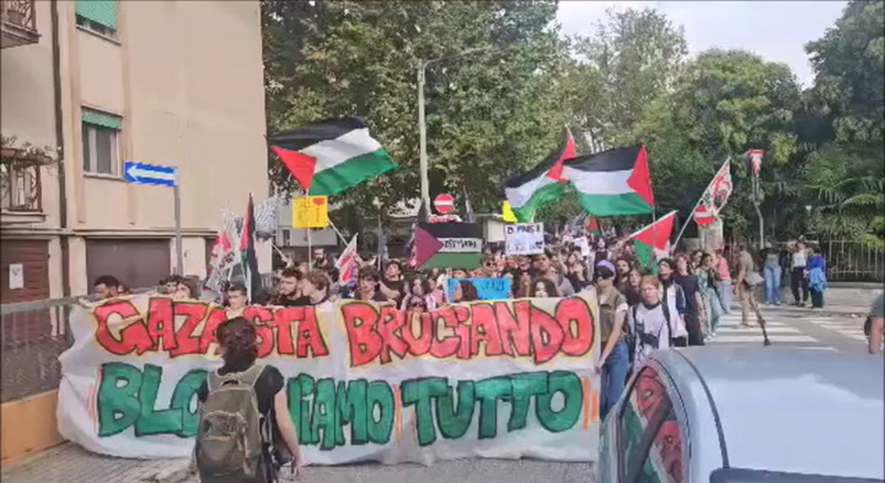 https://statics.cedscdn.it/photos/MED_HIGH/2025/09/22/9082493_poster.jpg