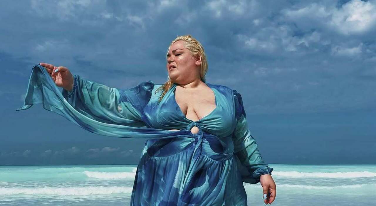 https://statics.cedscdn.it/photos/MED_HIGH/2025/09/22/9082533_22120916_bleached_come_la_spiaggia_di_rosignanocome_i_miei_capellicome_gesu_ph._piergiuseppeditanno_.jpg