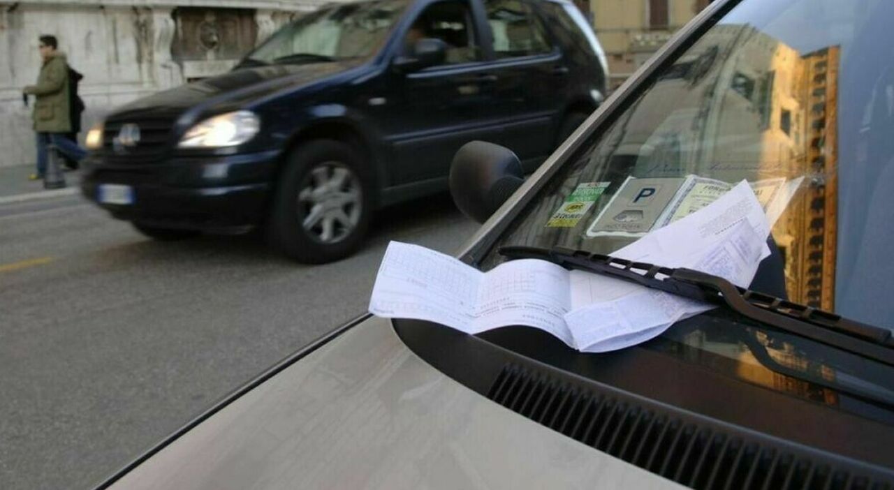 https://statics.cedscdn.it/photos/MED_HIGH/2025/09/22/9082670_22141526_truffa_multe_false_come_funziona_segnalazioni_oggi_22_settembre_2025.jpg