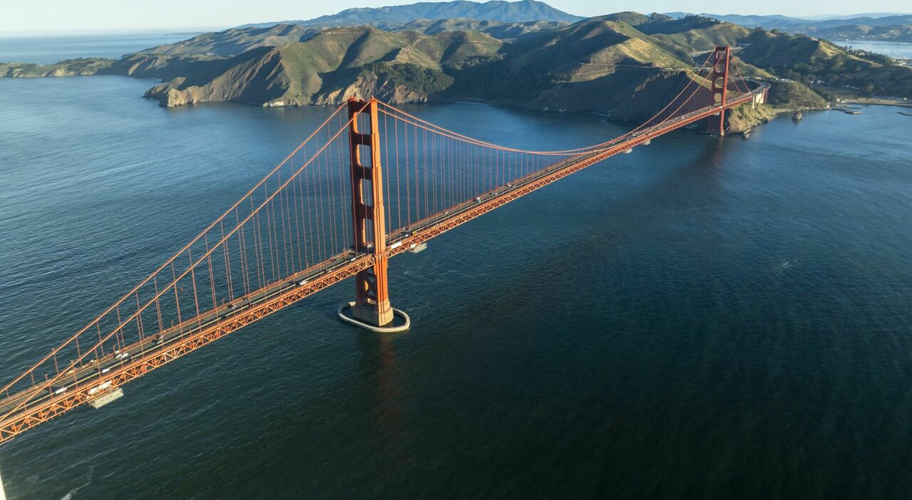 https://statics.cedscdn.it/photos/MED_HIGH/2025/09/22/9082738_22152505_terremoto_san_francisco.jpg