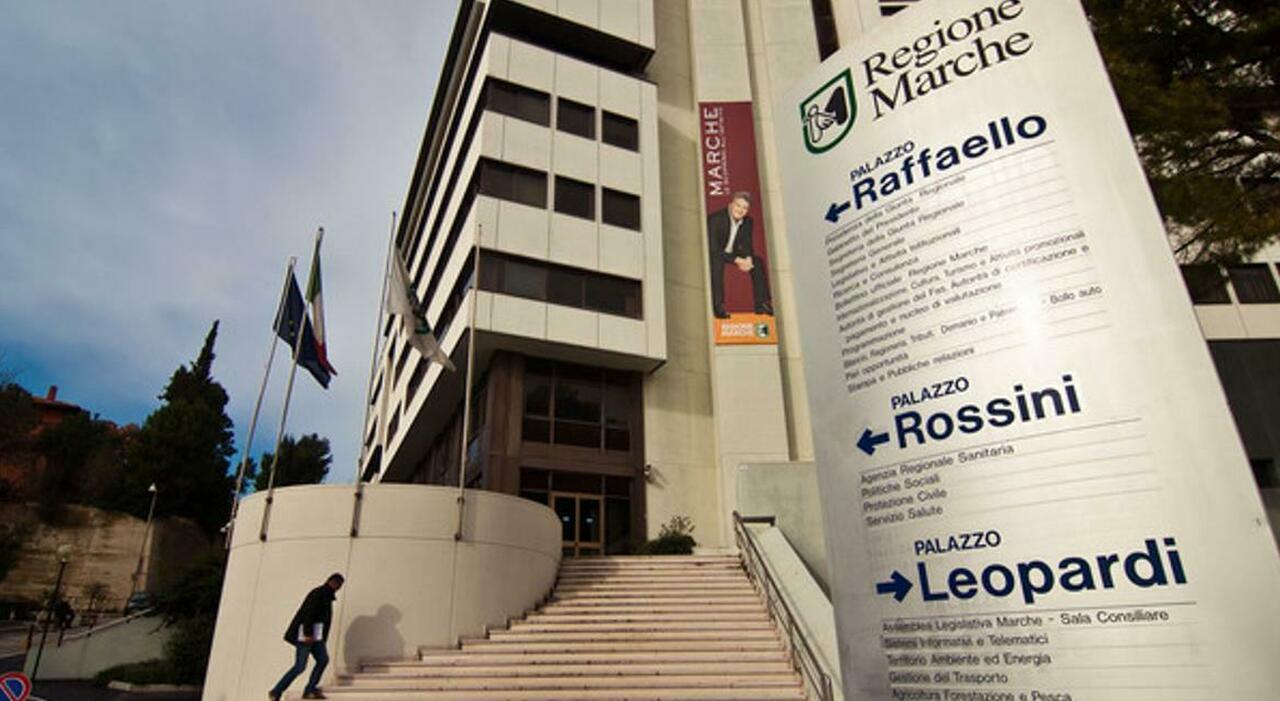 Ecco le cinque grane che troverà sul tavolo il prossimo presidente delle Marche: rifiuti, continuità, liste d
