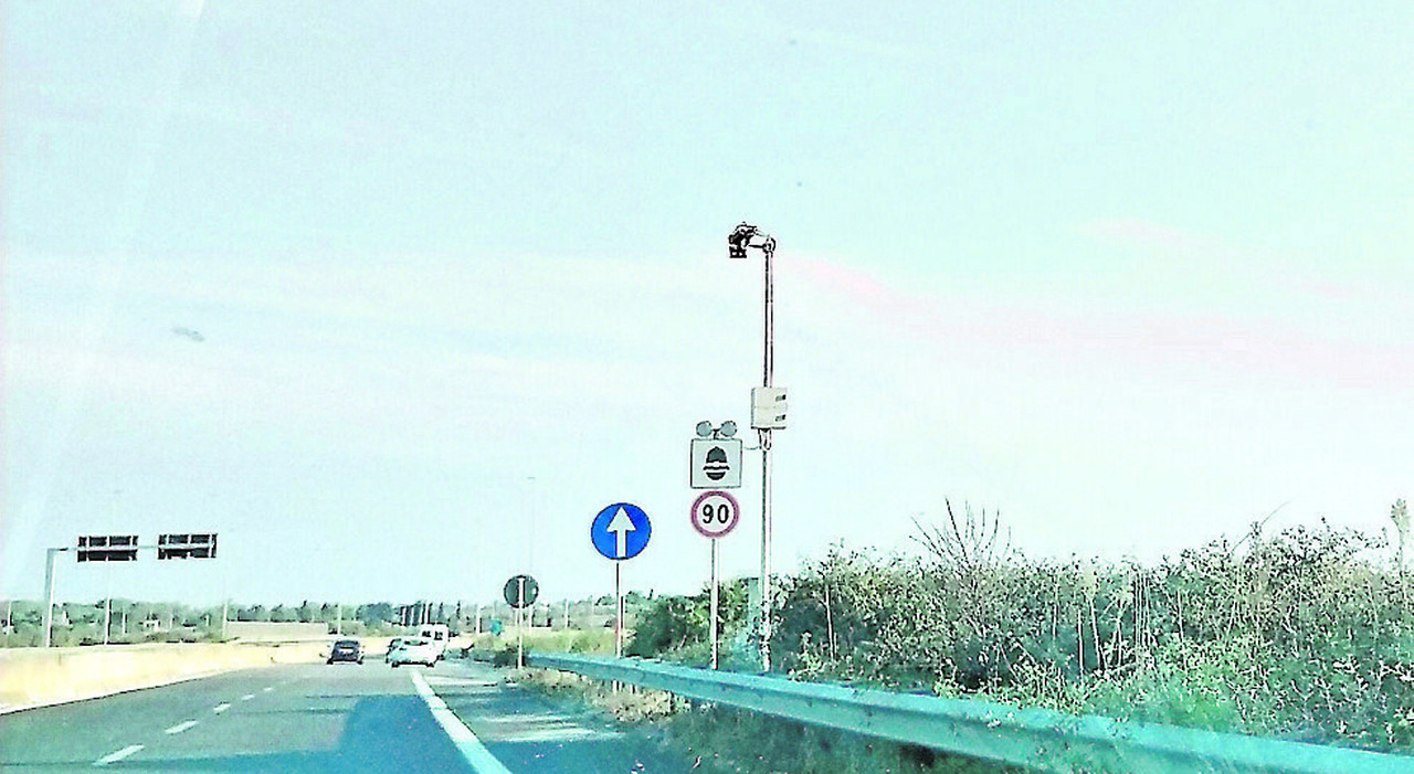 Lecce, autovelox su tangenziale, boom di sanzioni: 744mila euro in 10 mesi