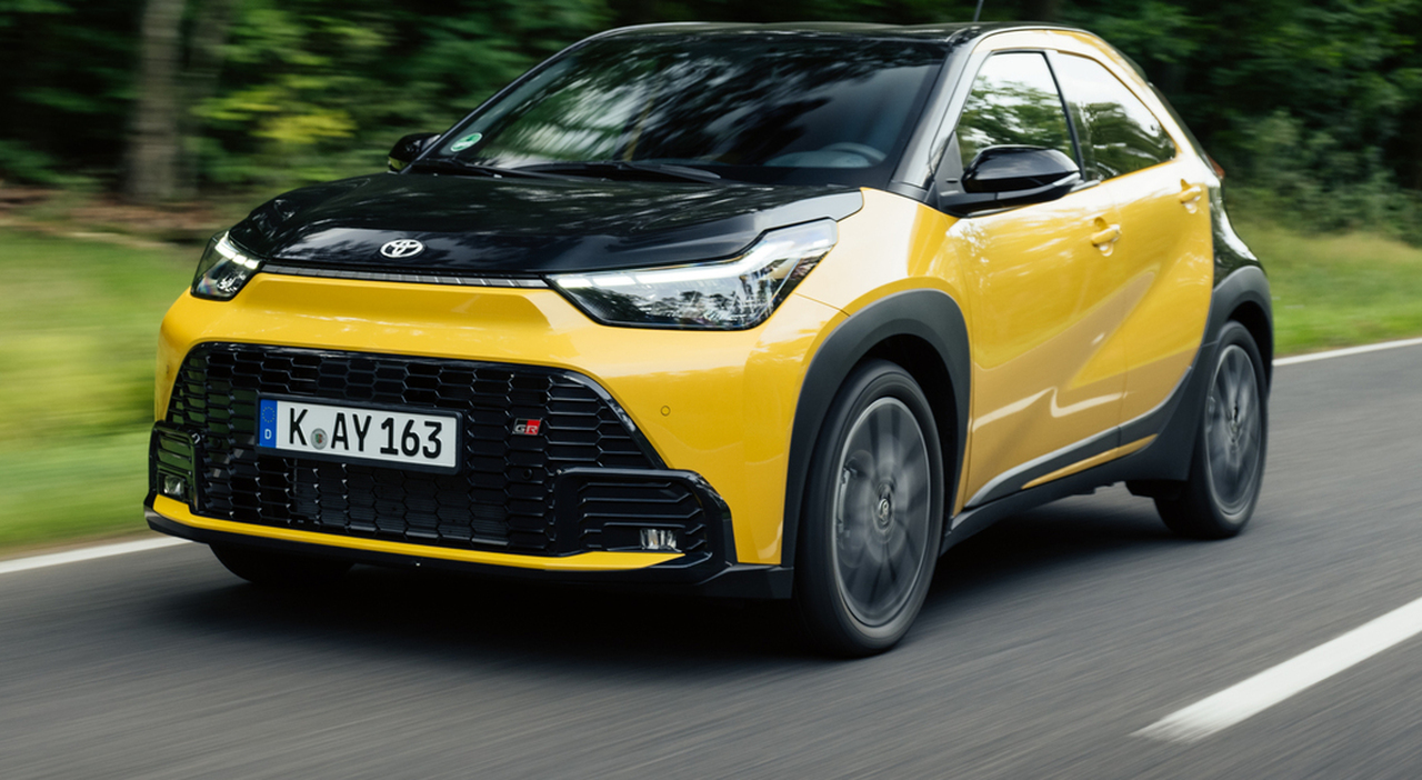 La nuova Toyota Aygo X full hybrid