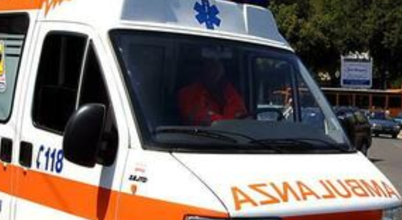 https://statics.cedscdn.it/photos/MED_HIGH/2025/09/23/9084533_23103120_operaio_morto_schiacciato_balla_juta_torino_di_sangro_oggi_23_9_2025_2_.jpg
