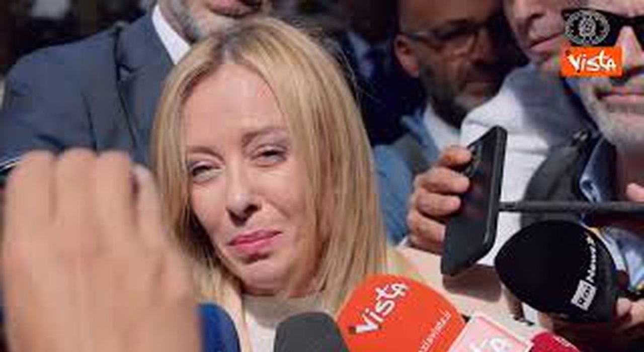 https://statics.cedscdn.it/photos/MED_HIGH/2025/09/23/9085212_poster.jpg