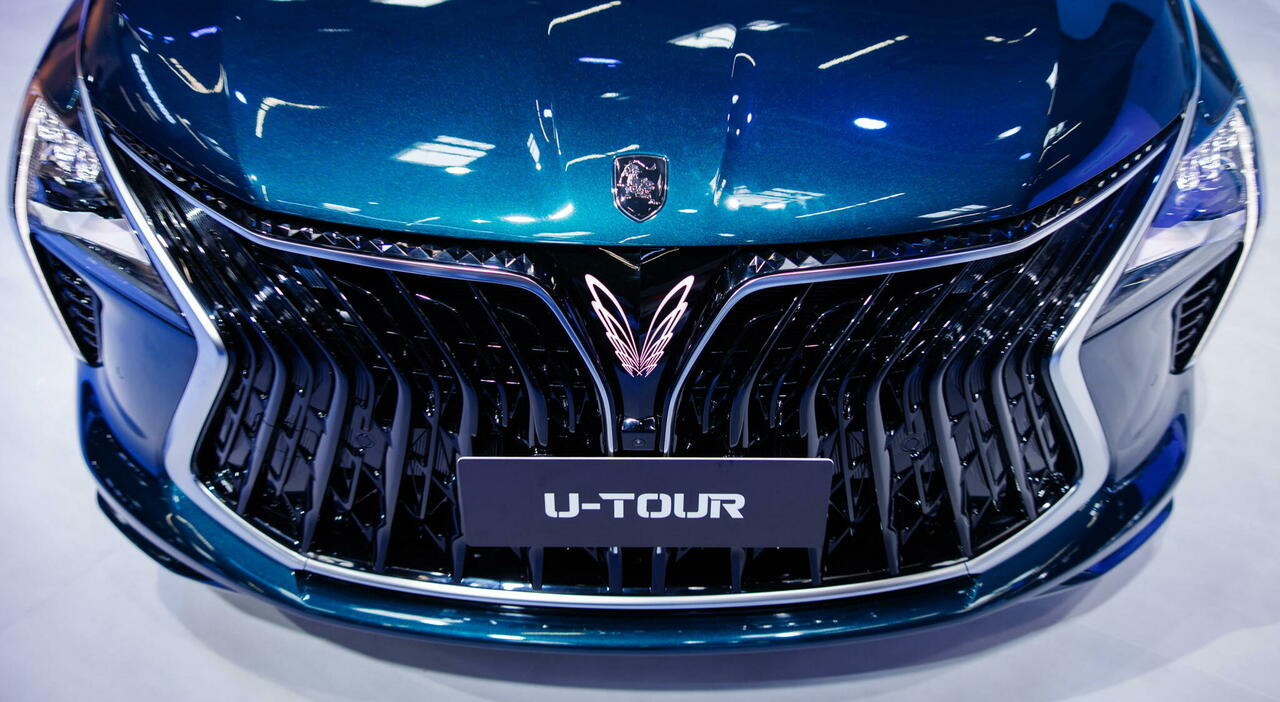 Dongfeng Forthing U-Tour