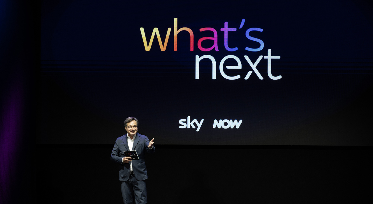 https://statics.cedscdn.it/photos/MED_HIGH/2025/09/27/9092789_27075915_spettacolo_sky_whatsnext_ph_jule_hering_e_sara_busiol_035.jpg