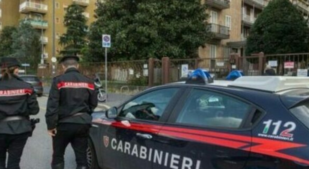 https://statics.cedscdn.it/photos/MED_HIGH/2025/09/27/9092876_27100845_bombe_contro_gabiotto_vigilantes_sala_bingo_oggi_27_9_2025.jpg