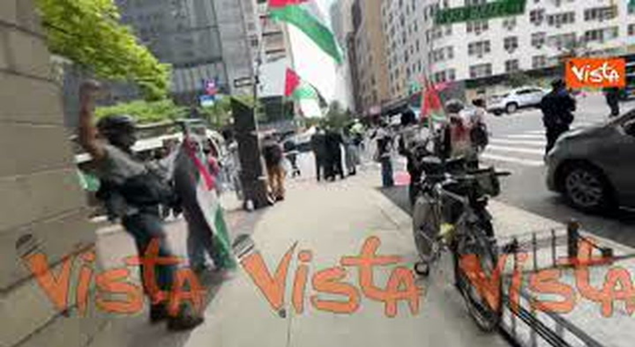 https://statics.cedscdn.it/photos/MED_HIGH/2025/09/27/9093310_poster.jpg