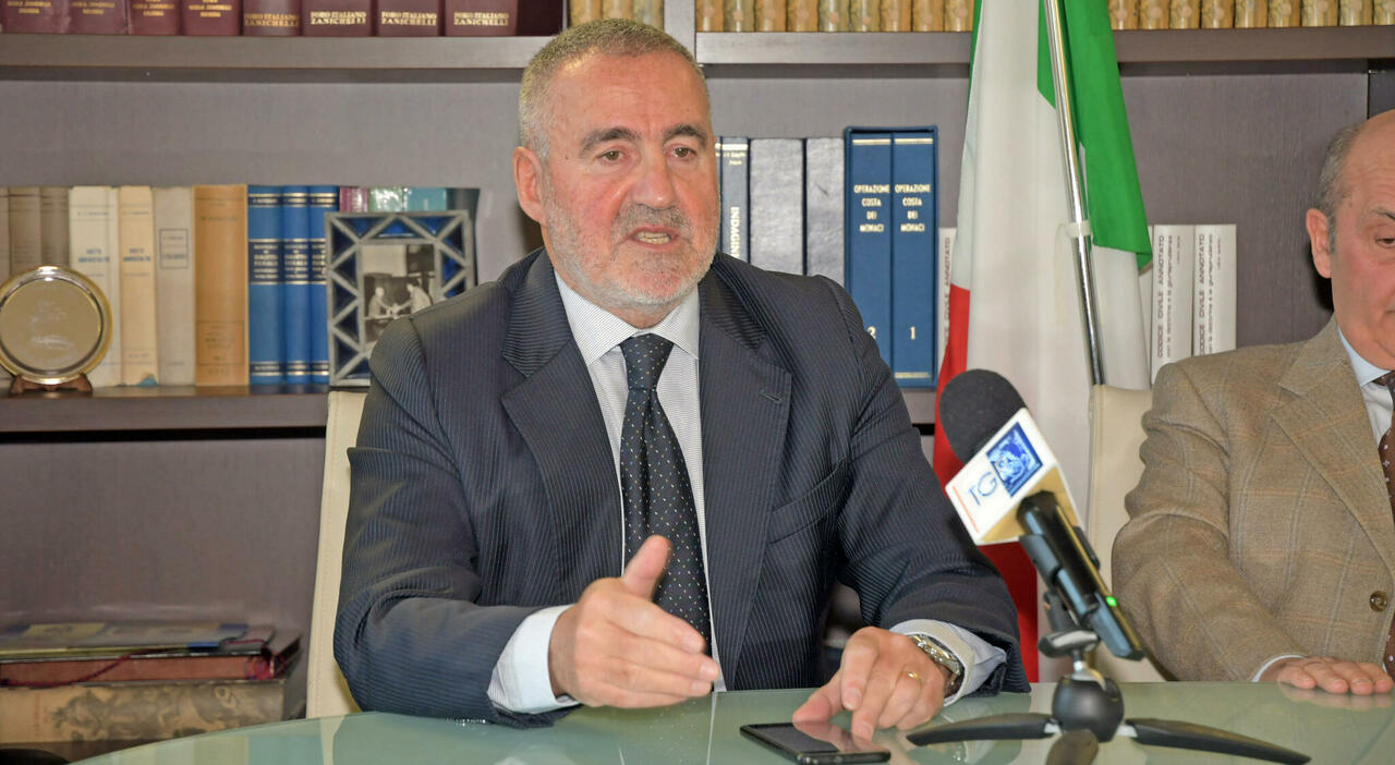 https://statics.cedscdn.it/photos/MED_HIGH/2025/09/27/9093424_27202238_venditti.jpg