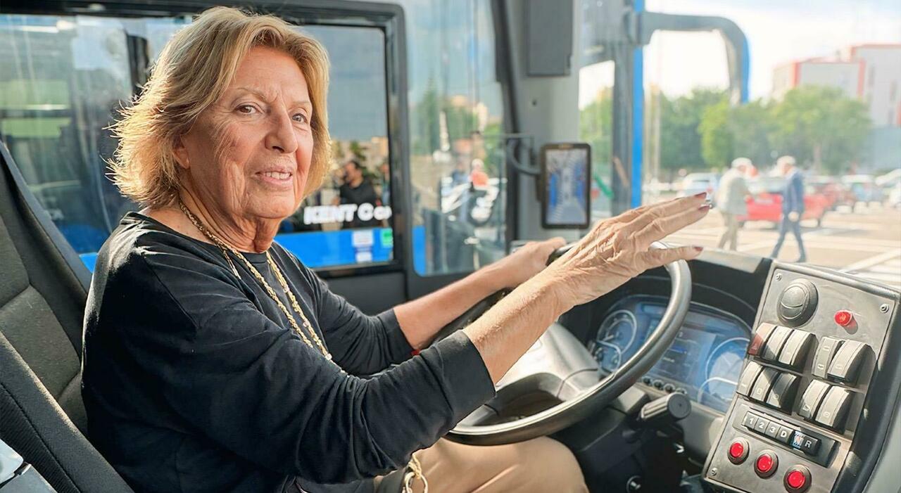 Filobus a Lecce, Poli Bortone vuole vincere il referendum: chiamata alle armi