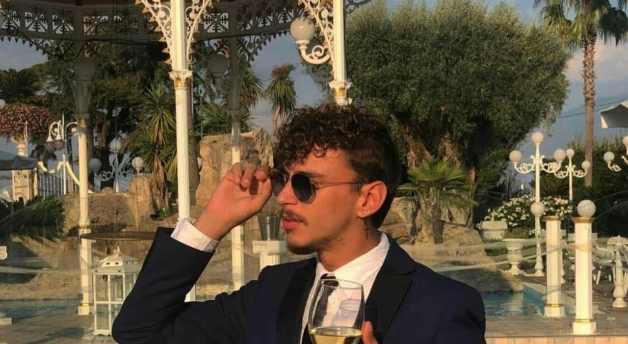 Capaccio Paestum, trovato morto nella piscina dopo un party: c