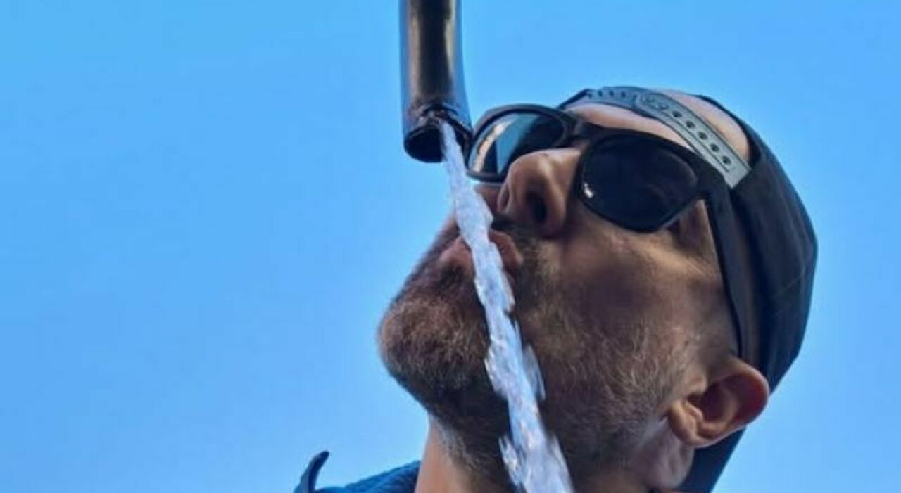 daniele pavan stroncato da un malore mentre gareggiava ai campionati italiani di coastal rowing il canottiere aveva 50 anni
