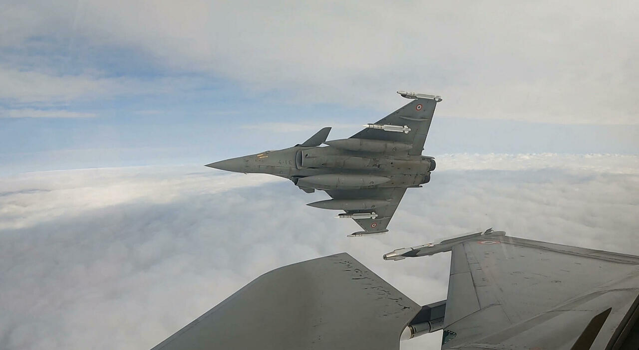 Droni sulla Danimarca: squadre anti drone francesi, radar dalla Svezia e una "super fregata", così la Nato vuole proteggere Copenaghen