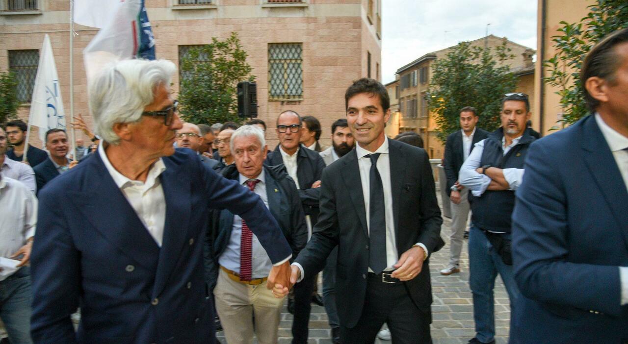 Regionali Marche, risultati in diretta. Acquaroli rieletto presidente. Meloni: «Elettori premiano suo lavoro». Ricci battuto. Fdi primo partito