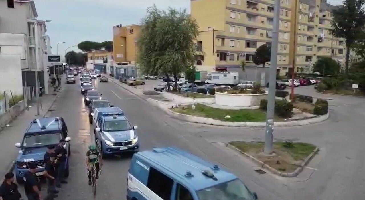 Caivano, vasta operazione di polizia all