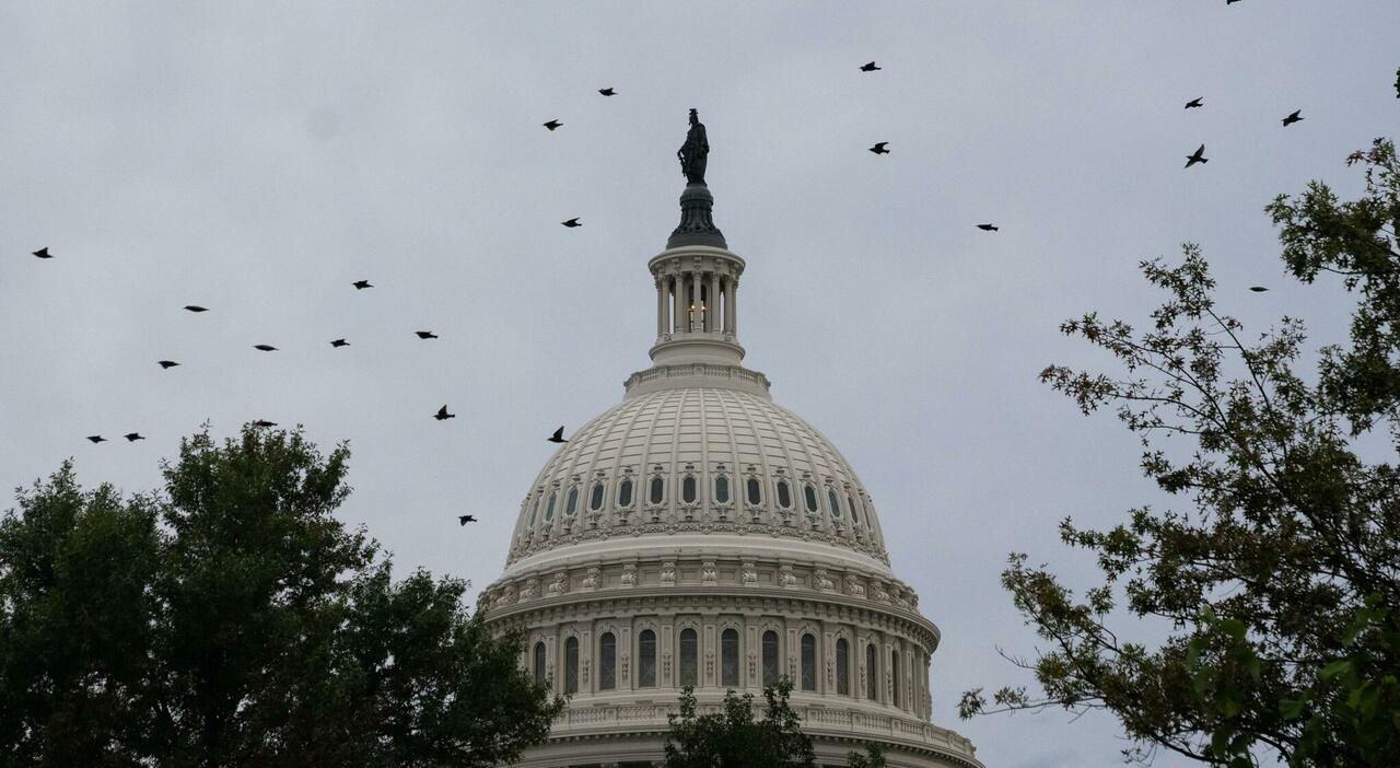 Shutdown negli Usa, cosa è: governo federale paralizzato. Licenziamenti di massa, Trump: «Non abbiamo scelta»
