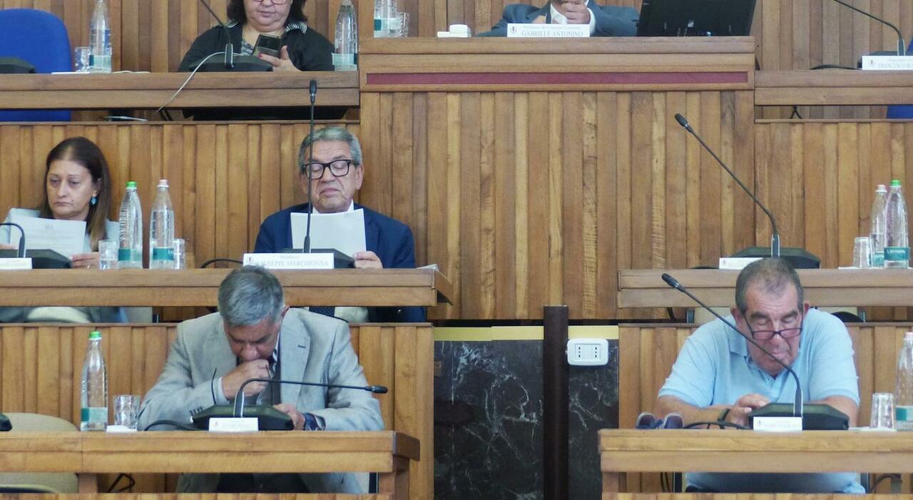 Scioscioli, dimissioni a sorpresa dalla giunta: Così riparte la corsa al rimpasto