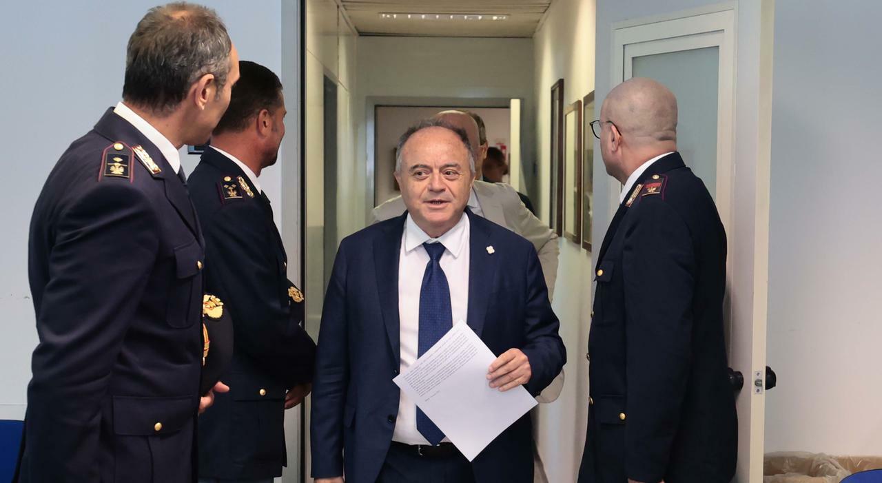 https://statics.cedscdn.it/photos/MED_HIGH/2025/10/02/9103419_OBJ62668872_19152.jpg