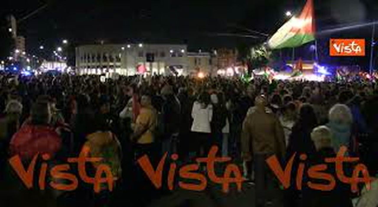 https://statics.cedscdn.it/photos/MED_HIGH/2025/10/02/9103470_poster.jpg