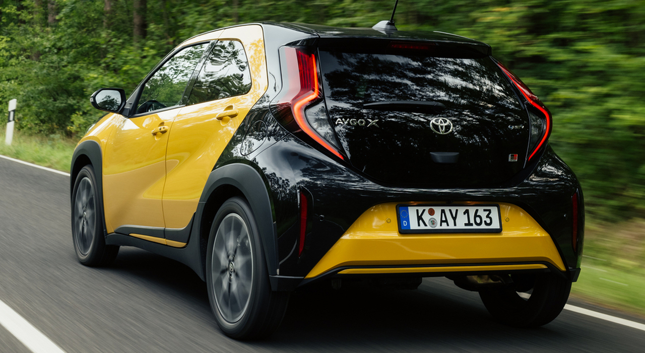 La nuova Aygo X