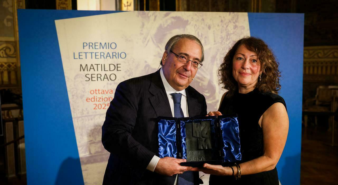 Premio Serao, la scrittrice Elisabeth Åsbrink: «Il coraggio di scrivere come donna Matilde»