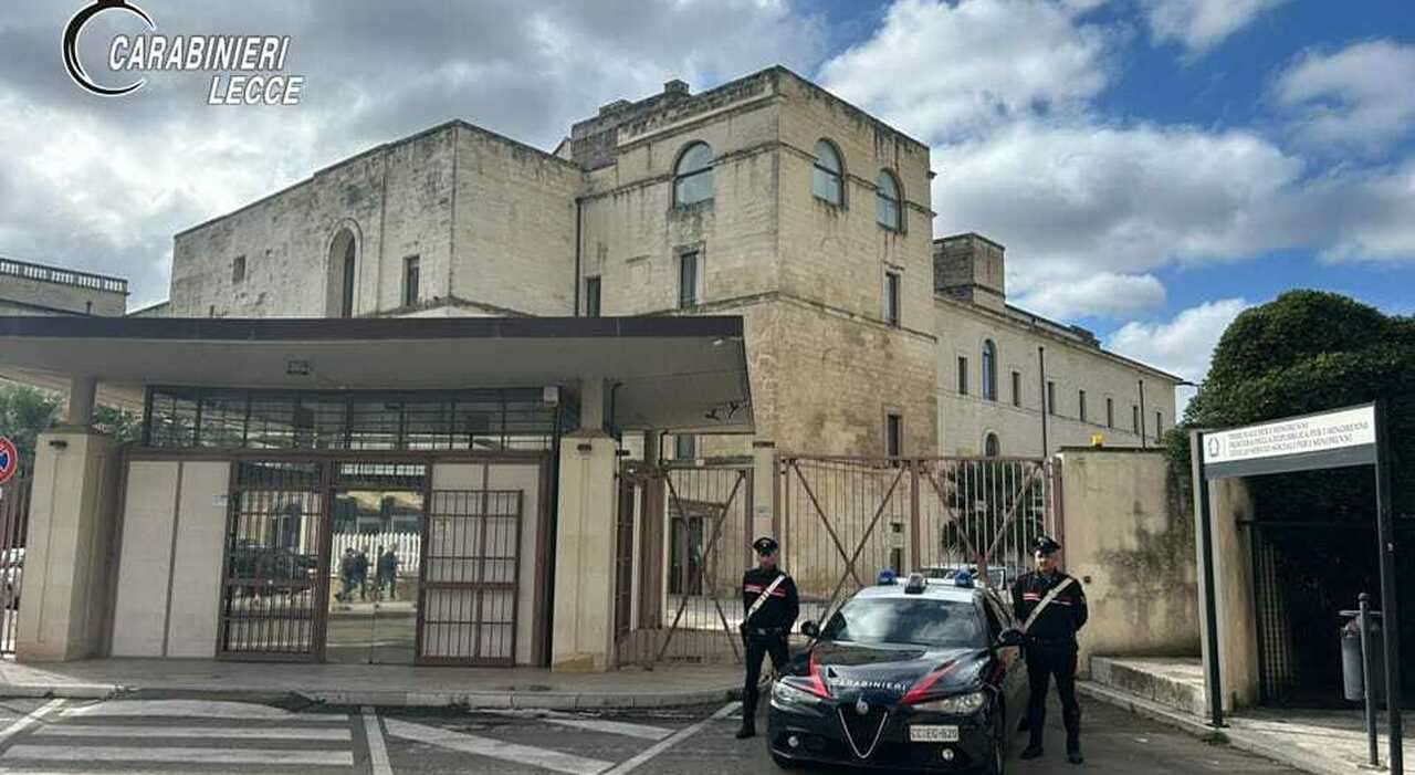 salento maltrattamenti e violenza sui genitori arrestato un minore