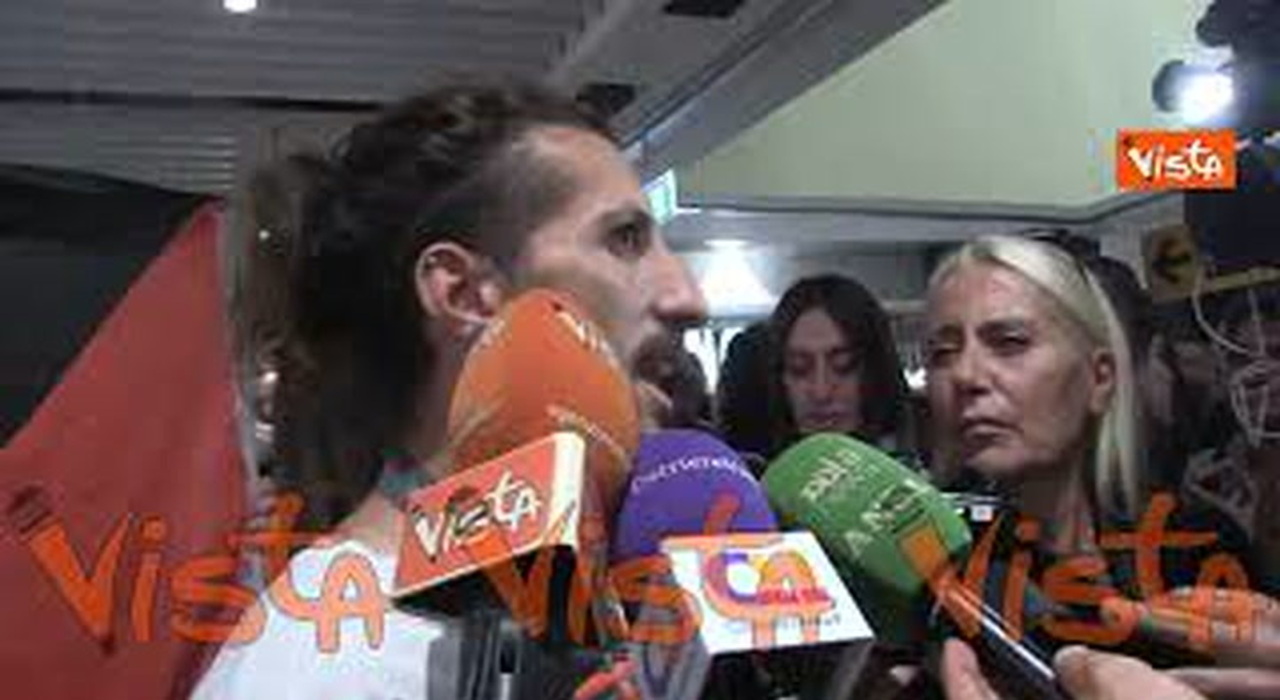 https://statics.cedscdn.it/photos/MED_HIGH/2025/10/07/9112181_poster.jpg