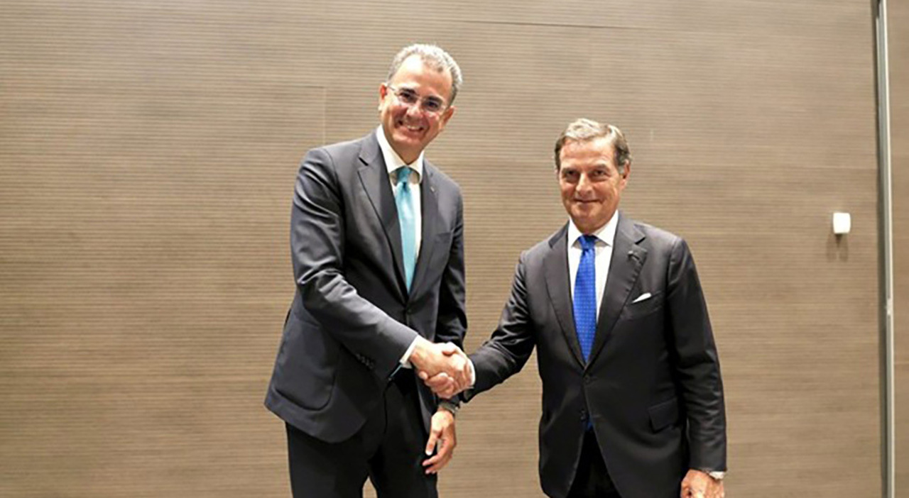 https://statics.cedscdn.it/photos/MED_HIGH/2025/10/07/9112932_07190219_de_nuccio_e_moretta.jpg