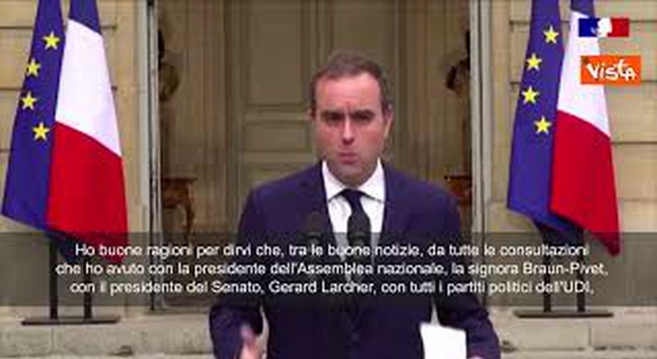 https://statics.cedscdn.it/photos/MED_HIGH/2025/10/08/9114545_poster.jpg