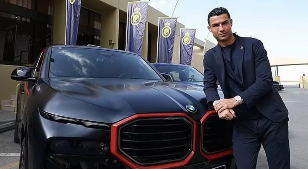 https://statics.cedscdn.it/photos/MED_HIGH/2025/10/08/9114659_08140652_ronaldo_1_.jpg