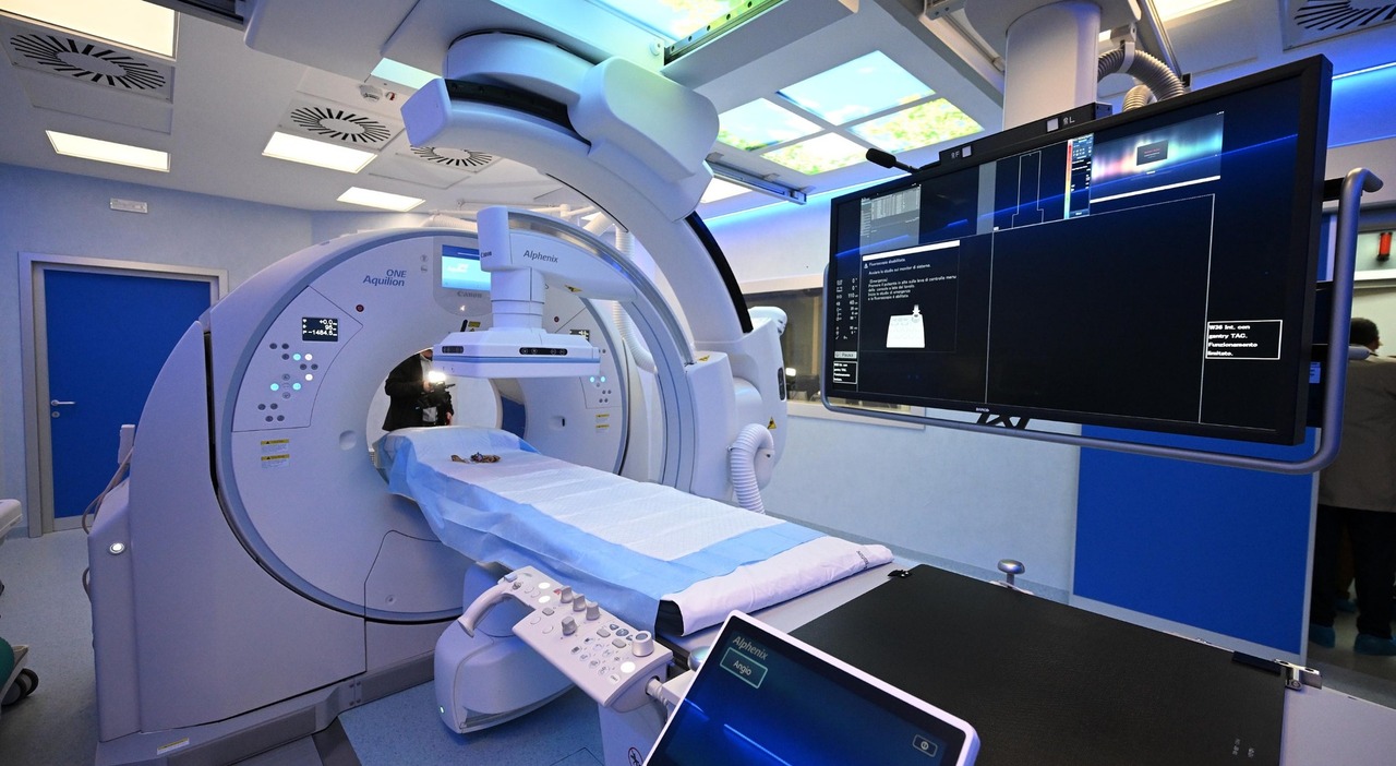napoli al cardarelli la prima sala angiosuite in italia investimento di 3 milioni