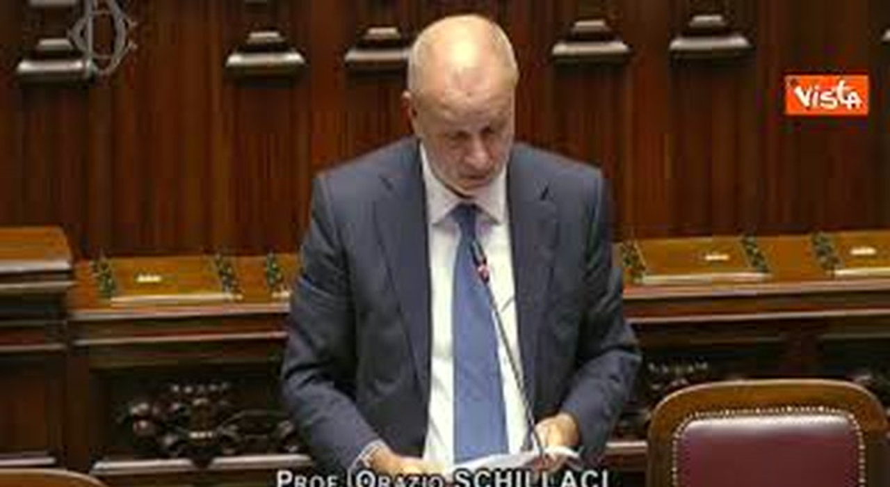 https://statics.cedscdn.it/photos/MED_HIGH/2025/10/09/9116740_poster.jpg