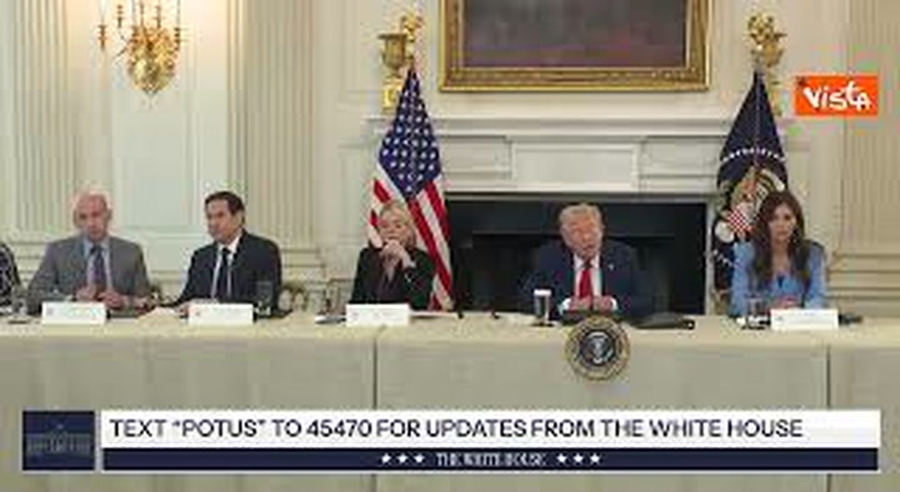 https://statics.cedscdn.it/photos/MED_HIGH/2025/10/09/9116774_poster.jpg