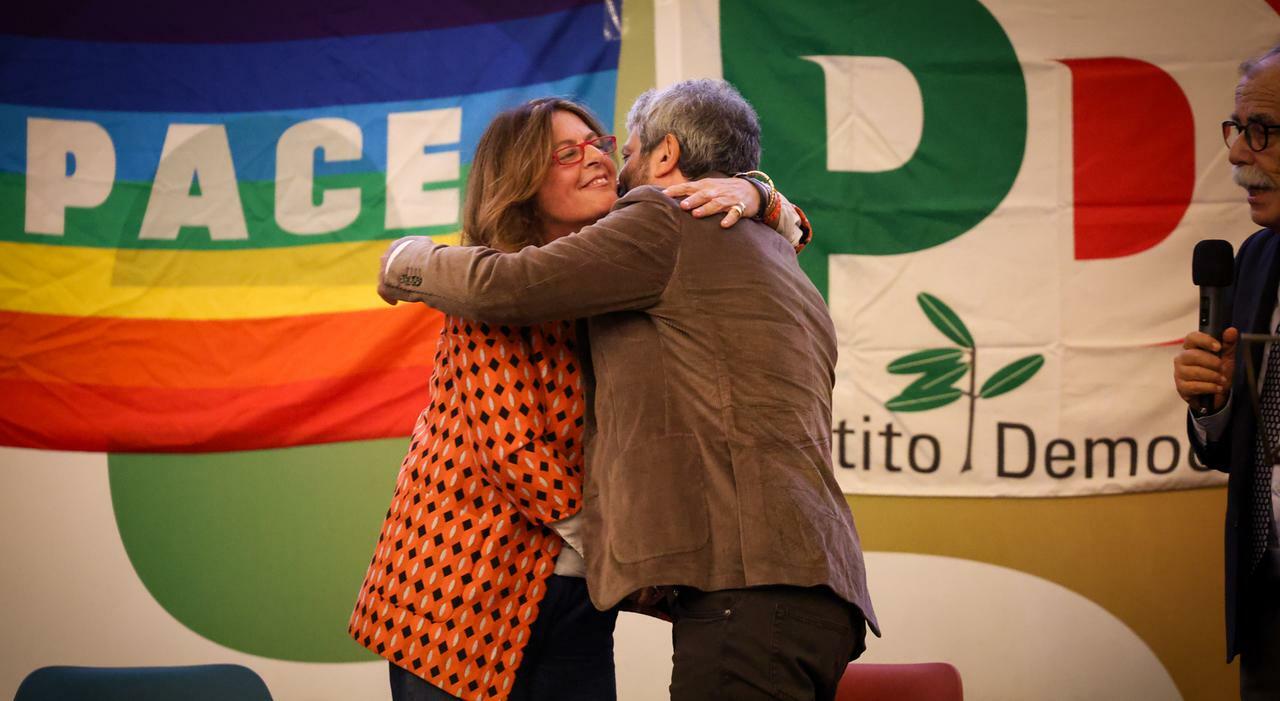 Regionali, reddito. Fico rilancia: «Una misura di dignità qui non siamo a zero» Regionali, reddito. Fico rilancia: «Una misura di dignità qui non siamo a zero»